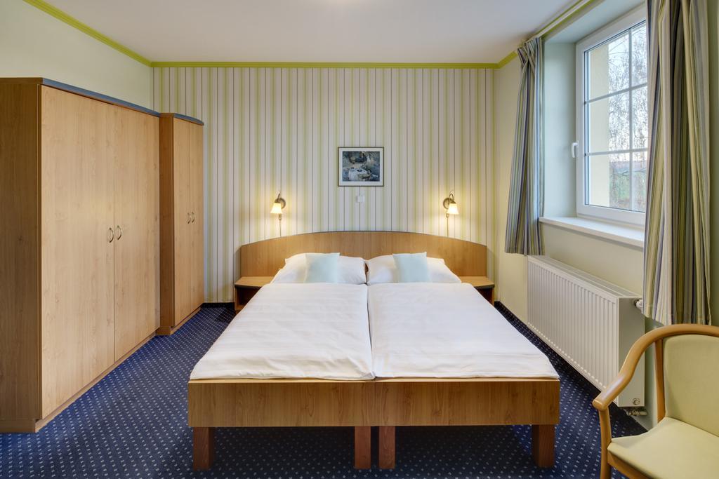 Hotel Kolonie Krivoklat Exterior photo