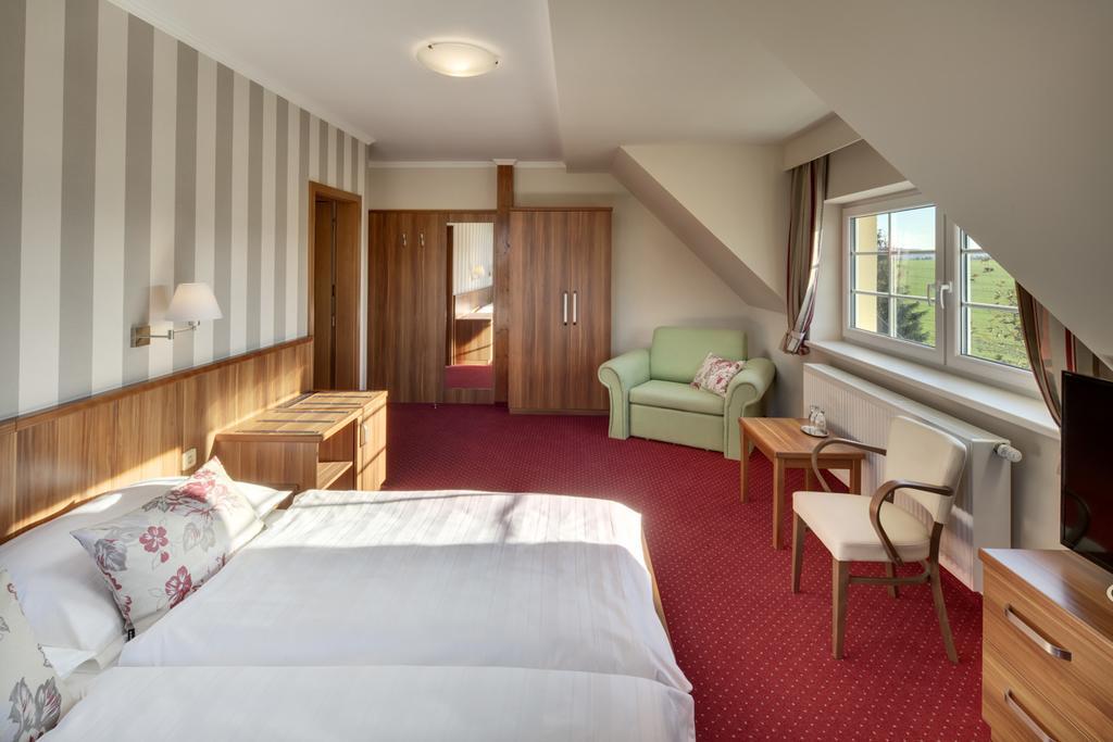 Hotel Kolonie Krivoklat Room photo
